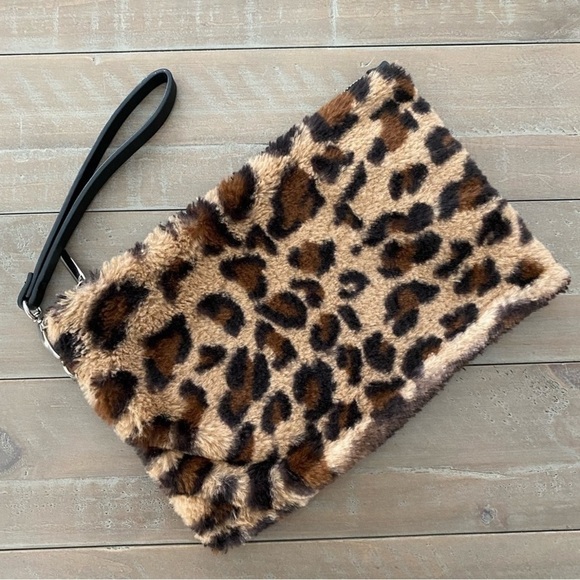 Target Wild Fable Tan Brown Animal Print Large Oversized Wristlet Purse - Picture 4 of 4